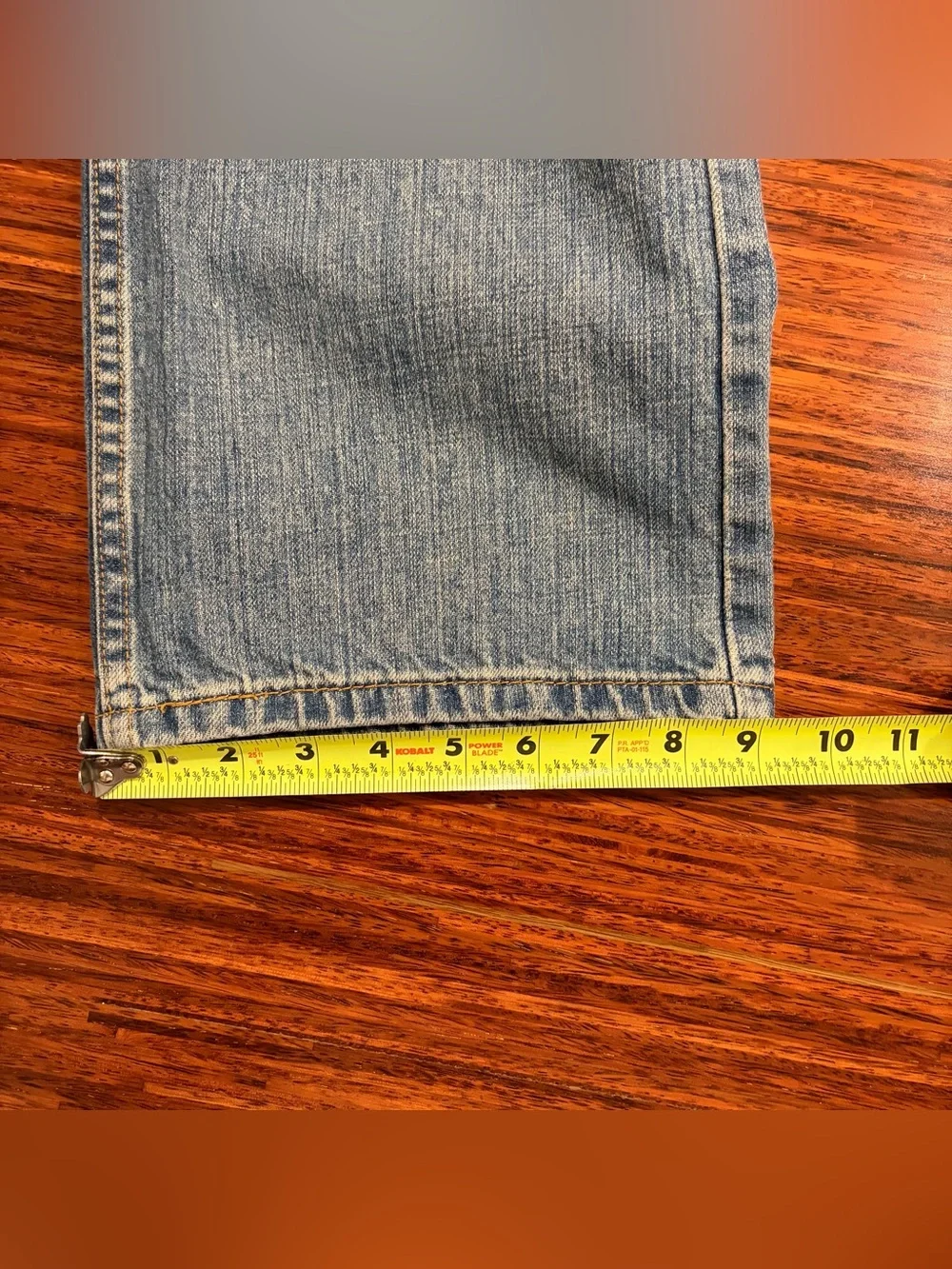 Levi’s 569 Loose Straight Jeans Vintage Y2K Medium Wash 32x32